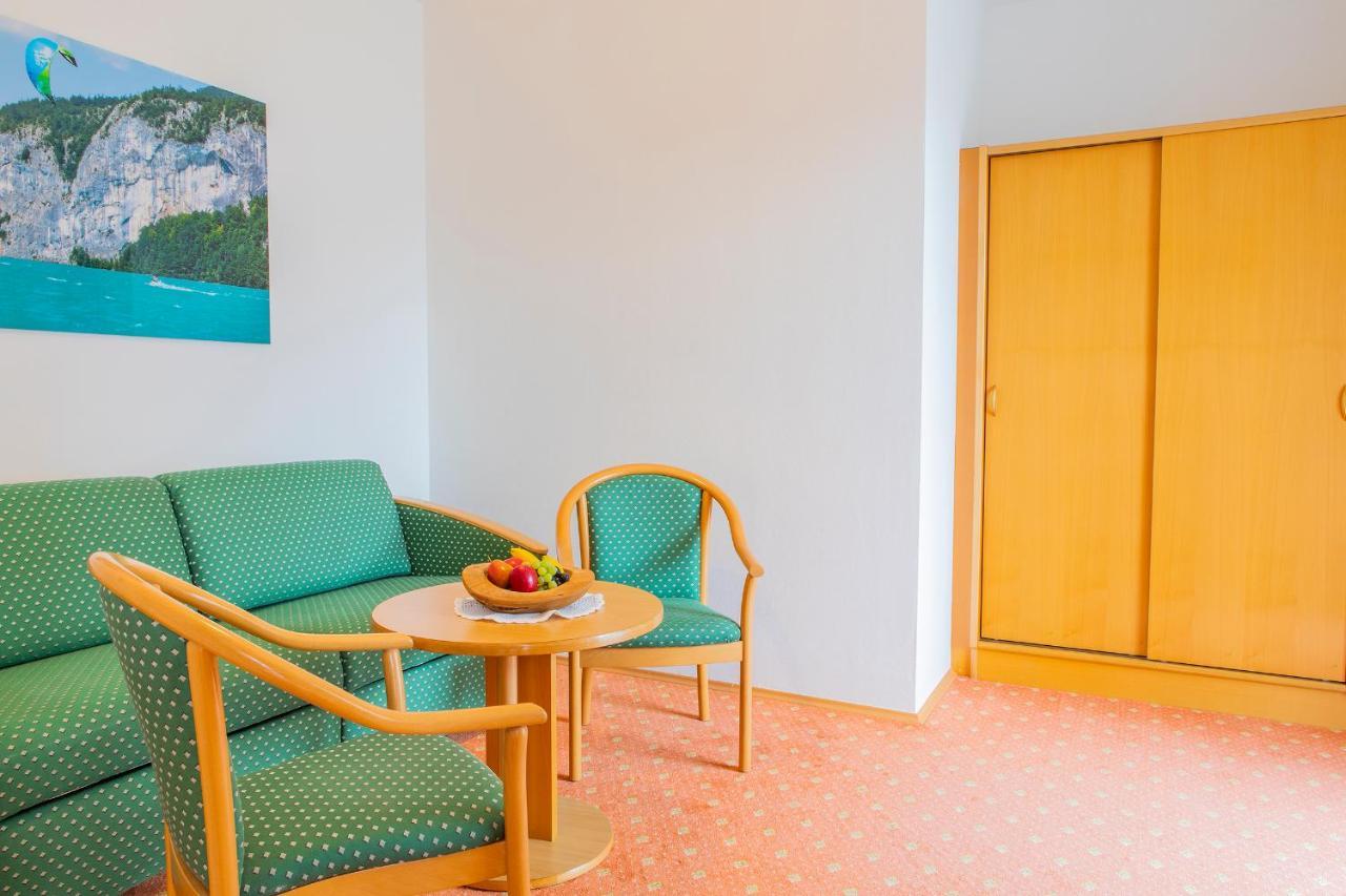 Hotel Garni Weberhausl ストローブル エクステリア 写真