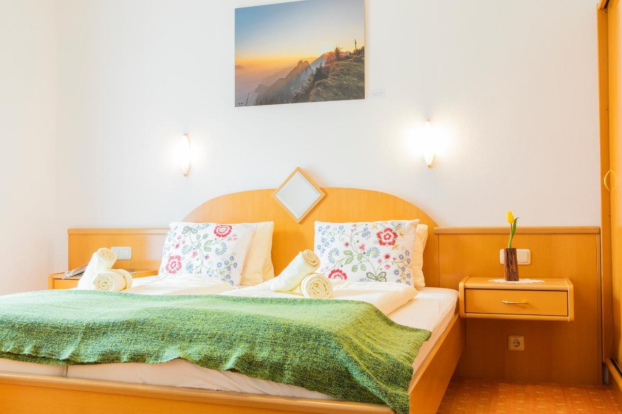 Hotel Garni Weberhausl ストローブル エクステリア 写真